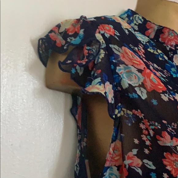 Blouse - Picture 3 of 5